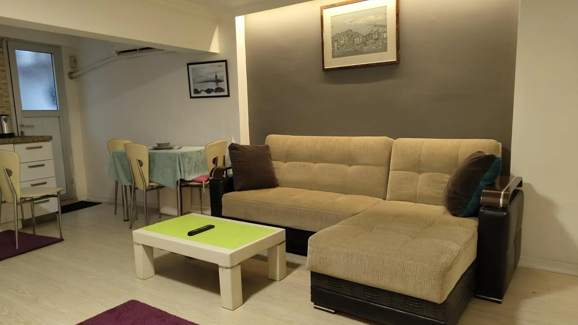 Big And New Apartment In Sisli Near Taksim Nisantasi Istanbul Turcia